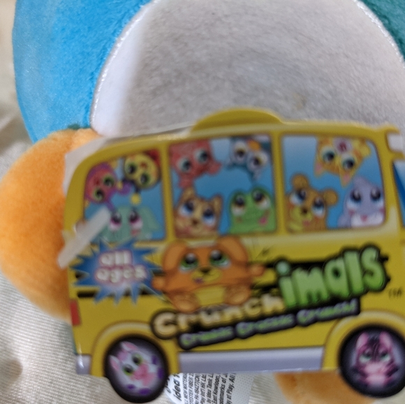 Birthday/Gift Closet - 6 items (mixed random characters) + FREE Bonus Gift - Picture 7 of 8